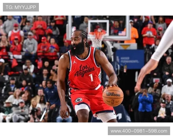 小卡季前赛表现出色砍下35分与队友重聚感到非常开心